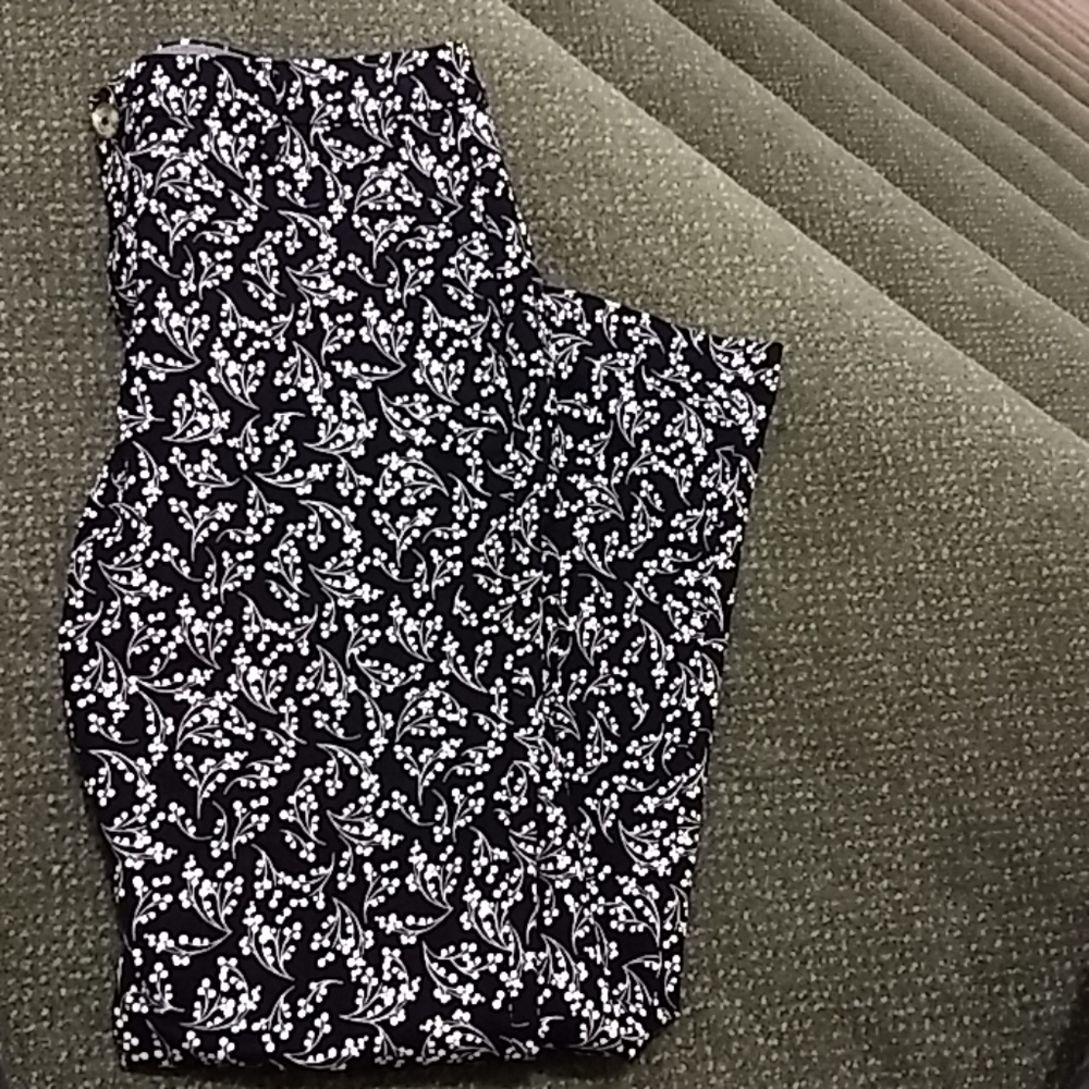 TH flowered casual Pants